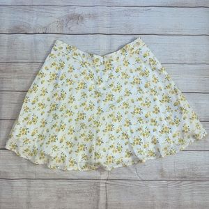 NWT Hollister High Rise Fully Lined Floral Skirt Side Zip Large 💗